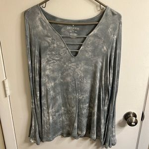 AE soft and sexy long sleeve top